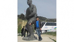 Serinlemek için girdiği suda boğuldu