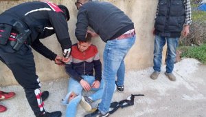 Köpeğe çarpmamak için manevra yapan motosiklet kaza yaptı: 1 ölü, 1 yaralı
