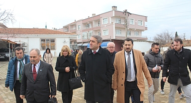 "KORKUMUZ YOK BAŞIMIZ DİK"