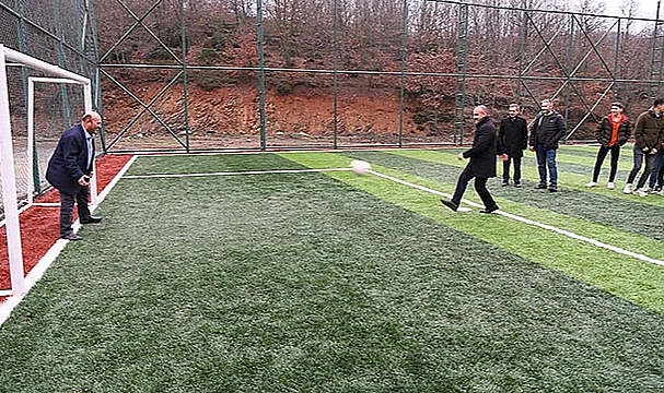 TURAN DANAPINAR KÖYÜ'NDE MAÇ YAPTI