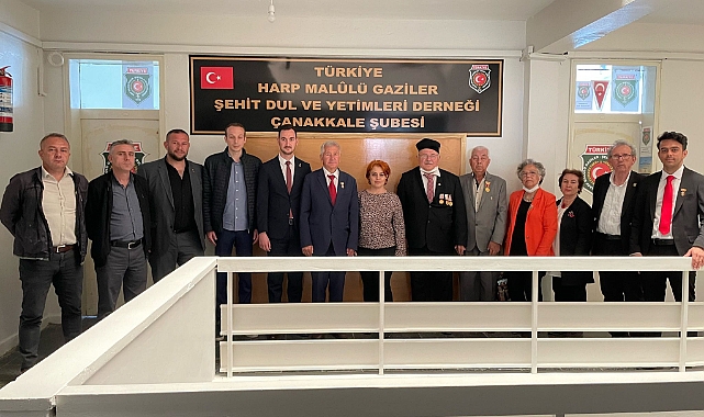"Sadece Seçim Zamanı Değil Her Zaman Varız"
