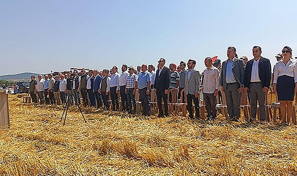 'ARPA ÇEŞİTLERİNİN HASADI' ÇINARDERE KÖYÜNDE YAPILDI