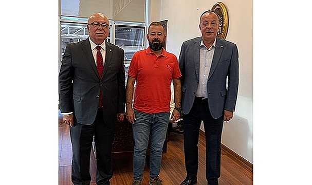 ÇIPLAK KÖYÜ MUHTARINDAN BAŞKAN SEMİZOĞLU'NA ZİYARET