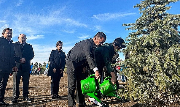 Çanakkale'de 54750 Fidan Toprakla Buluştu.