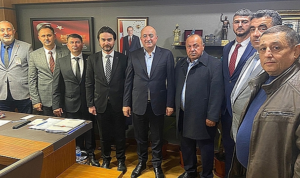 CUMHUR İTTİFAKI, GİDER'İN YANINDA