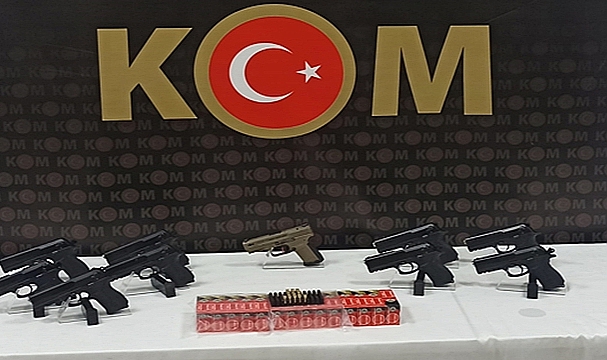 EMNİYETTEN SİLAH KAÇAKÇILIĞI OPERASYONU