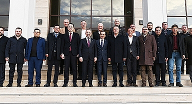 "ÇANAKKALEMİZİN DERTLERİNE, TALEPLERİNE OMUZ VERMEK İÇİN BİR ARADAYIZ"
