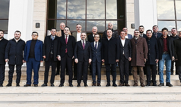 "ÇANAKKALEMİZİN DERTLERİNE, TALEPLERİNE OMUZ VERMEK İÇİN BİR ARADAYIZ"