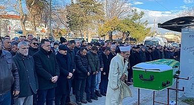 KUMKALE KÖYÜ MUHTARI FİKRET KANLI EBEDİYETİ UĞURLANDI