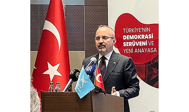"BUGÜN HALEN YAZARLIK YAPANLARDAN UTANIYORUM"