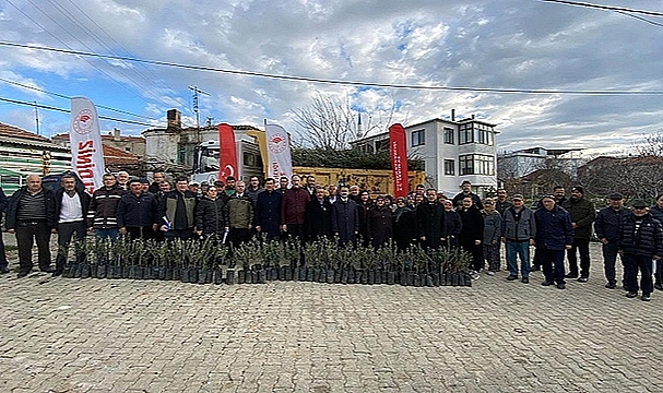 ORMAN YANGININDAN ZARAR GÖREN ÜRETİCİLERE ZEYTİN FİDANI