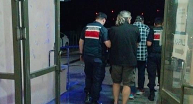 Ayvacık' ta Yunan Bayraklı Tekneye Operasyon 'da  10 Kişi Tutuklandı