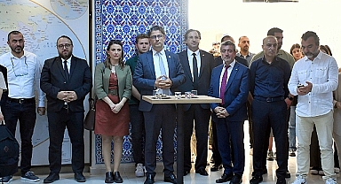 Prf. Erenoğlu ''32 yıllık Bir Üniversiteyiz ve Çok Büyük Bir Aileyiz”