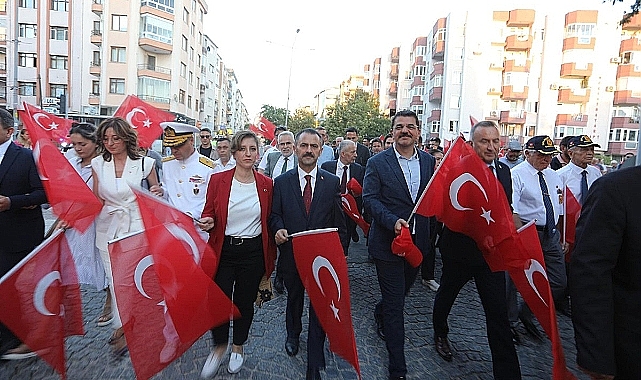 Çanakkale'de Milli Birlik Yürüyüşü yapıldı