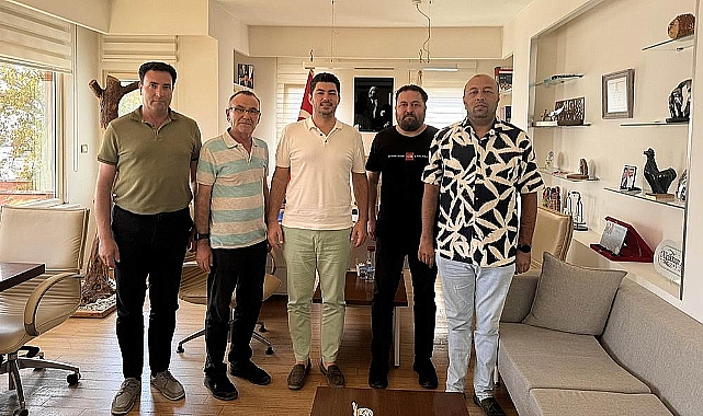 Çanakkale İnternet Gazetecileri Derneği,  Küçükkuyu Belediye Başkanı Gürel'i ziyaret etti