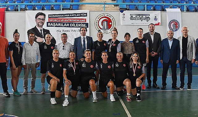 Kadın Veteran Hentbol Turnuvası Sona Erdi