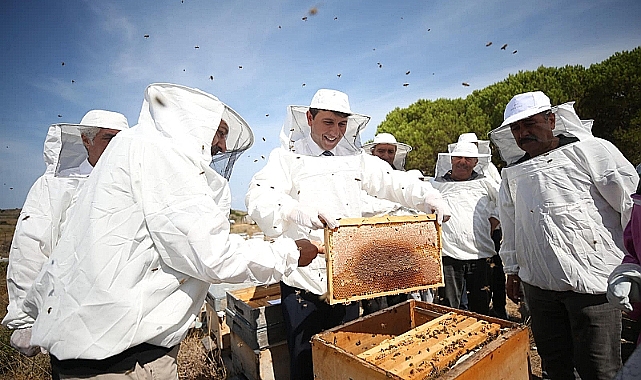 Bozcaada'da Bal Hasadı Şenliği Yapıldı