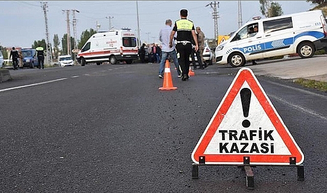 Çanakkale'de Motosikletin Çarptığı Kadın Kurtarılamadı.