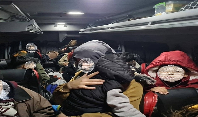 Çanakkale'de 15 Kaçak Göçmen Organizatörü Tutuklandı
