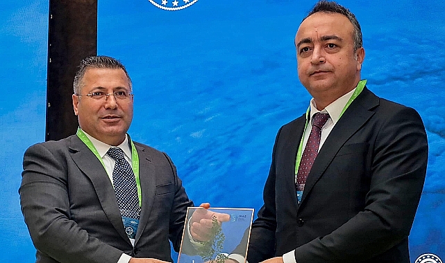 TÜMAD Genel Müdürü, Hasan Yücel ödülü aldı