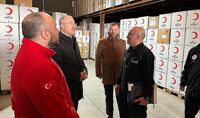 Vali Toraman Kızılay'ın Lojistik Depolarını İnceledi