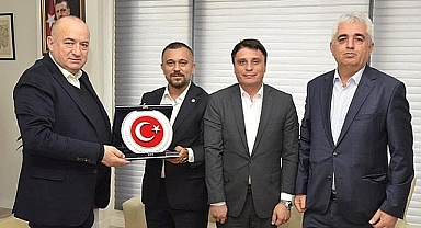 Hak-İş Konfederasyonu Çanakkale İl Başkanı Yılmaz'dan  AK Parti Çanakkale Milletvekili Ayhan Gidere Ziyaret