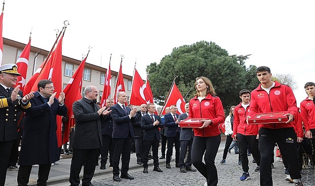Çanakkale'de Deniz Zaferi'nin  110 Yıl Coşkusu Başladı