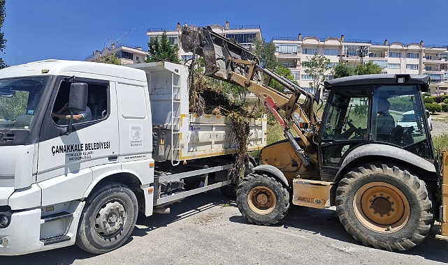 Çanakkale'de  Bayram Temizliği Gerçekleştirildi