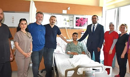 Çanakkale Devlet Hastanesi’nde bir ilk daha! 15 Yaşındaki Çocuk Hastanın Kalbindeki Delik Kapatıldı
