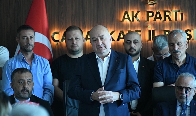 Gider “Gemide silah yoktu, nefret yoktu. O gemide yalnızca insanlık vardı.”