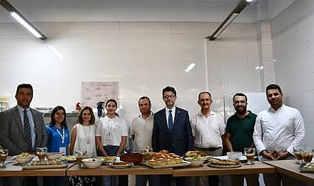ÇOMÜ' de Türkçe Yaz Okulu Gastronomi etkinliği gerçekleştirildi