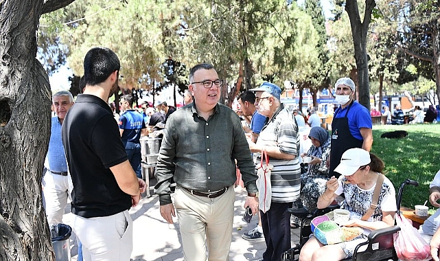 Kepez’de Aşure Bereketi İle Paylaşmanın ve Dayanışmanın Güzelliği Yaşandı