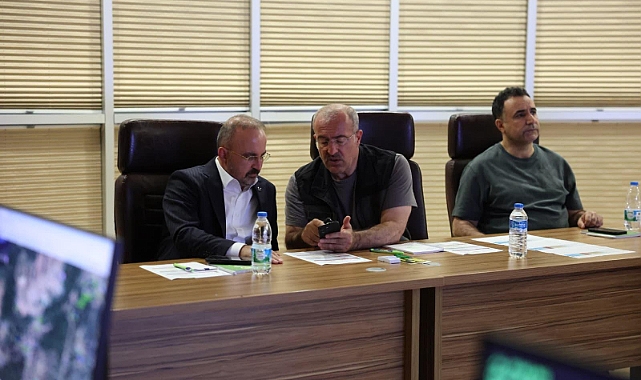 Turan, Gelibolu’daki orman yangınını yakından takip etti