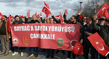 Çanakkale'de Bayrağa Saygı Yürüyüşü: "Bu Emanet Şehitlerin Kanıyla Yazıldı"