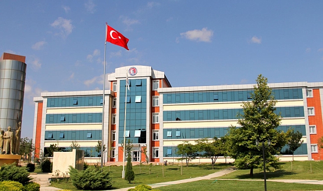 ÇOMÜ’den Ezine Gıda İhtisas OSB MYO İddialarına İlişkin Kamuoyu Açıklaması
