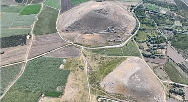 ÇOMÜ’den Tarihe Damga: Eğriköy Höyük Kazısı “Cumhurbaşkanlığı Kararlı Kazı” Oldu