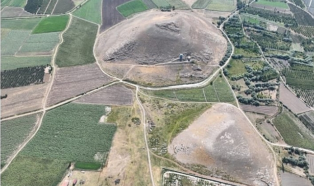 ÇOMÜ’den Tarihe Damga: Eğriköy Höyük Kazısı “Cumhurbaşkanlığı Kararlı Kazı” Oldu