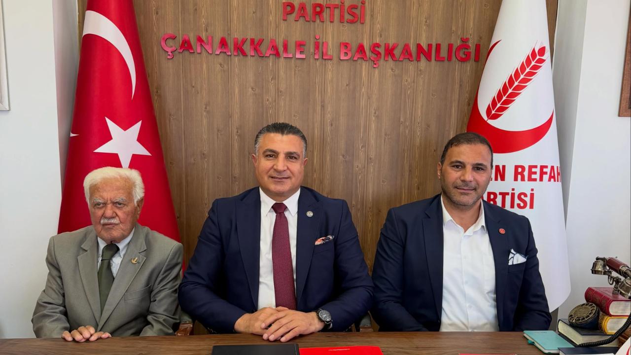 Yeniden Refah Partisi Çanakkale Teşkilatı Bayramlaşma Programında Bir Araya Geldi