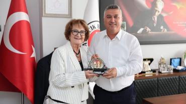 Ayvacık, Çevreci Belediyeler Birliği Encümen Toplantısı'na Ev Sahipliği Yaptı