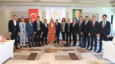 Ege ve Marmara Baroları Çanakkale’de Hukukun Geleceğini Masaya Yatırdı