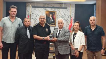 Kartal’dan Emniyet’e Dostluk Mesajı