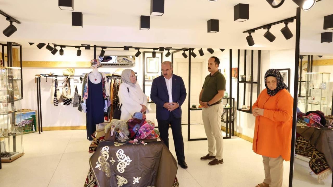 Vali Ömer Toraman'dan Yerel Üretime Destek Ziyareti